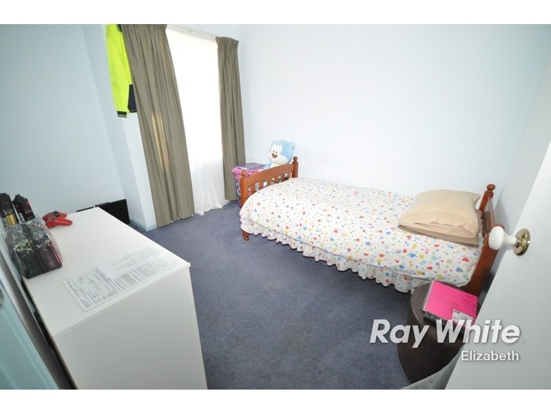 19 Riddoch Drive, Andrews Farm SA 5114