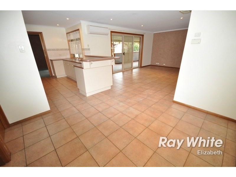 18 Tuglow Court, Hillbank SA 5112