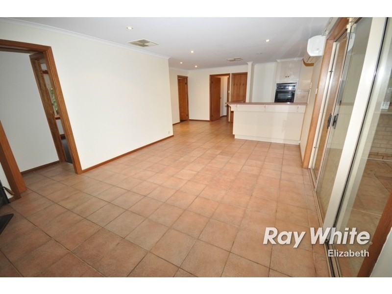 18 Tuglow Court, Hillbank SA 5112