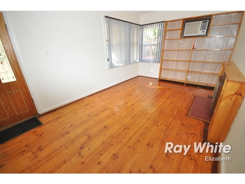 8 Burley Road, Elizabeth Vale SA 5112