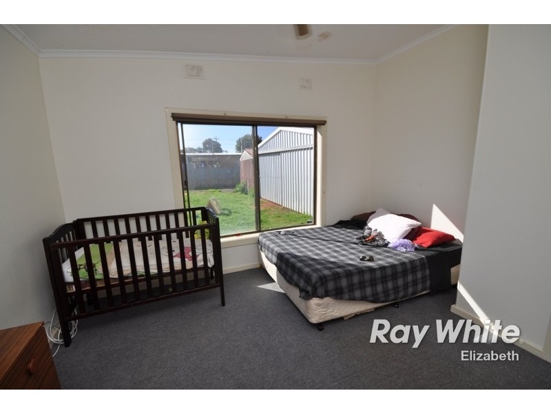 8 Pilsdon Street, Davoren Park SA 5113