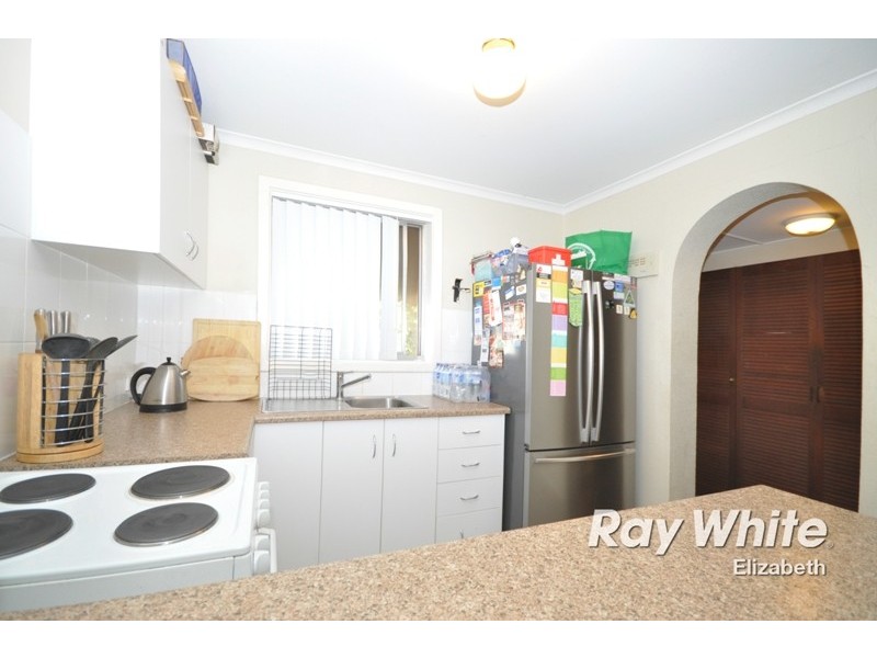16 Montacute Street, Elizabeth Downs SA 5113