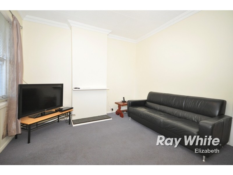32 Guerin Road, Elizabeth Vale SA 5112