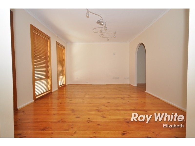 6 Earl Avenue, Salisbury East SA 5109