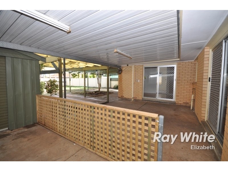 6 Earl Avenue, Salisbury East SA 5109