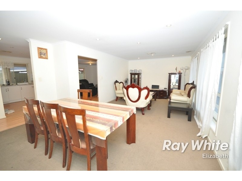 31 Everest Avenue, Andrews Farm SA 5114
