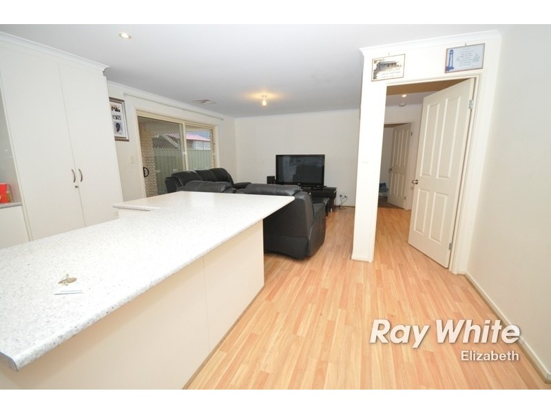 31 Everest Avenue, Andrews Farm SA 5114