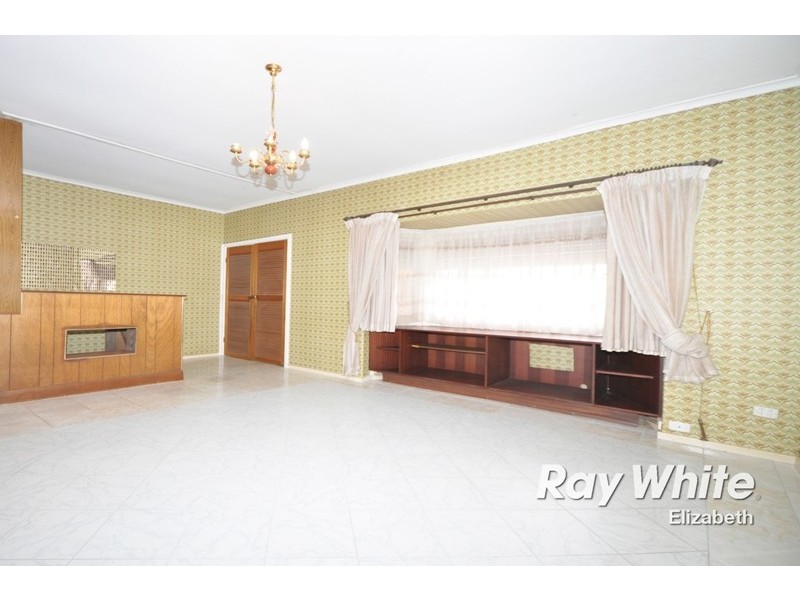 35 Mckenzie Road, Elizabeth Downs SA 5113