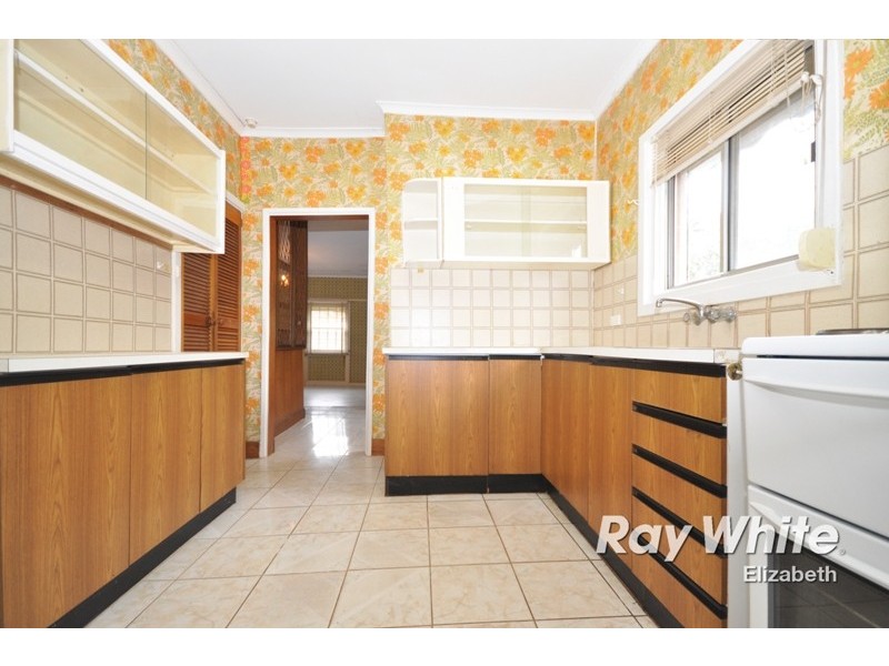 35 Mckenzie Road, Elizabeth Downs SA 5113