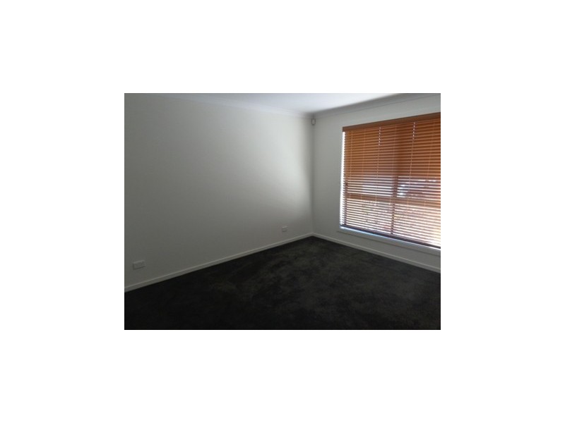 2 Cadillac Street, Munno Para West SA 5115