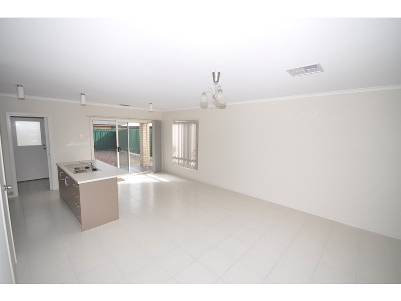 99 Kingate Boulevard, Blakeview SA 5114