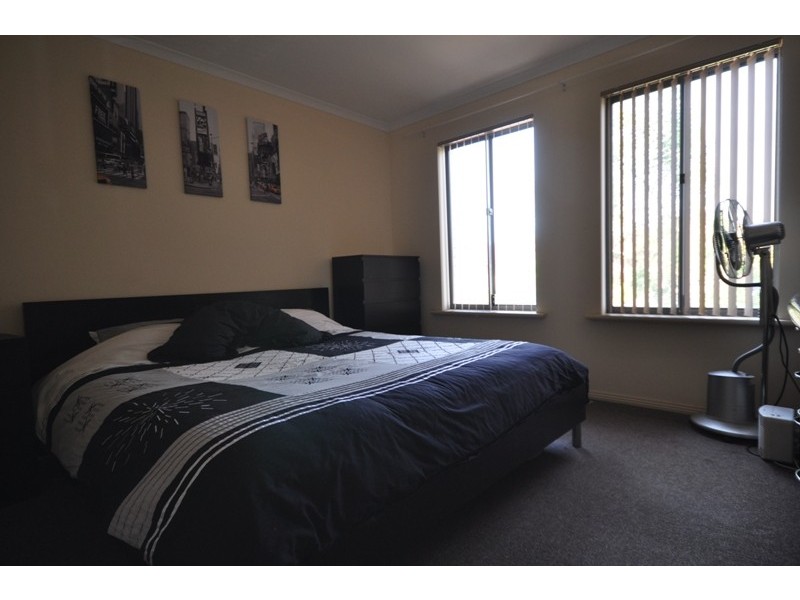 11 Strathmore Avenue, Smithfield SA 5114