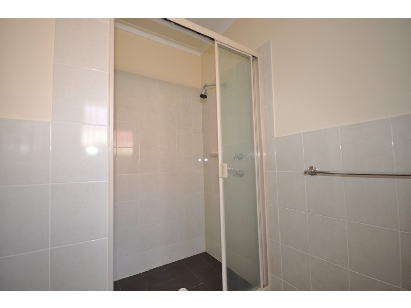 11 Strathmore Avenue, Smithfield SA 5114