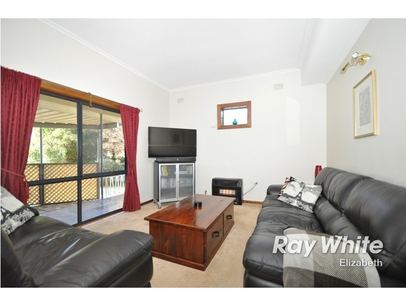 32 Siddall Road, Elizabeth Vale SA 5112