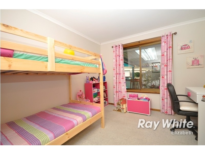 32 Siddall Road, Elizabeth Vale SA 5112