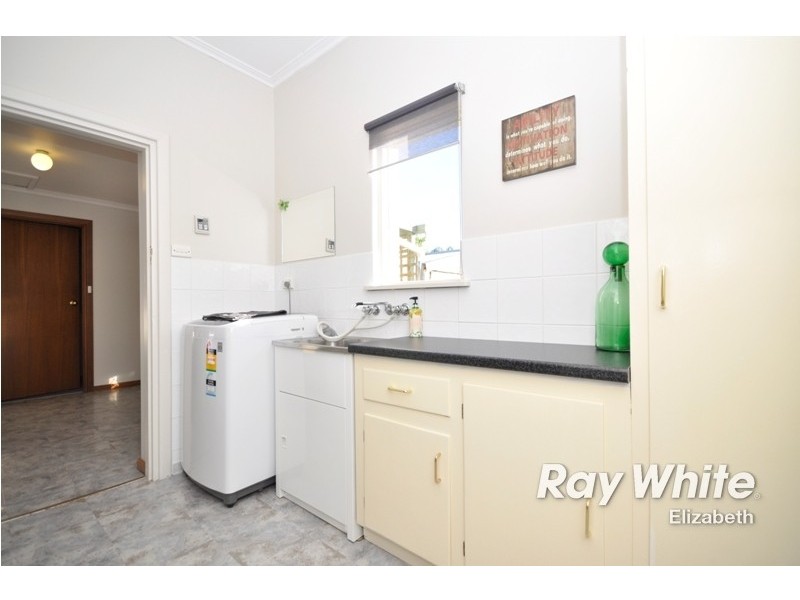 32 Siddall Road, Elizabeth Vale SA 5112