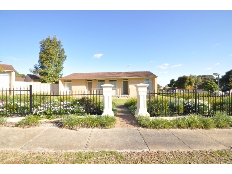 Unit 2/102 Halsey Road, Elizabeth East SA 5112