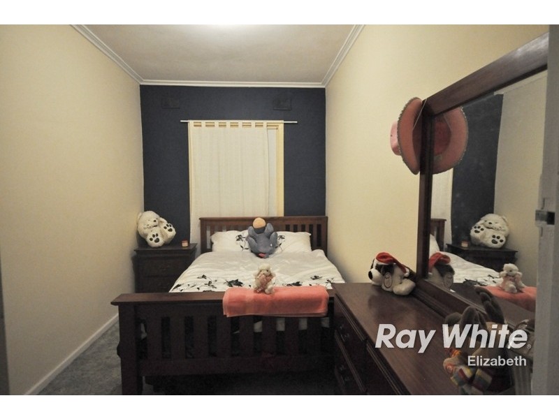 13 Penfold Road, Elizabeth South SA 5112