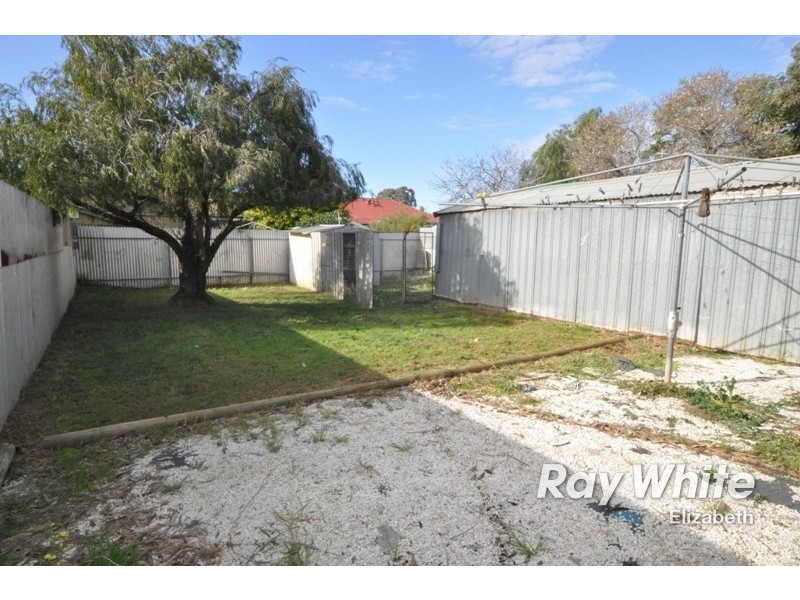13 Penfold Road, Elizabeth South SA 5112