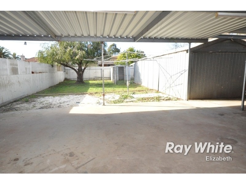 13 Penfold Road, Elizabeth South SA 5112