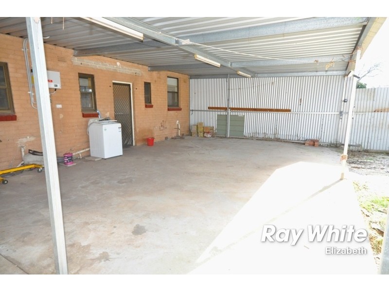 13 Penfold Road, Elizabeth South SA 5112