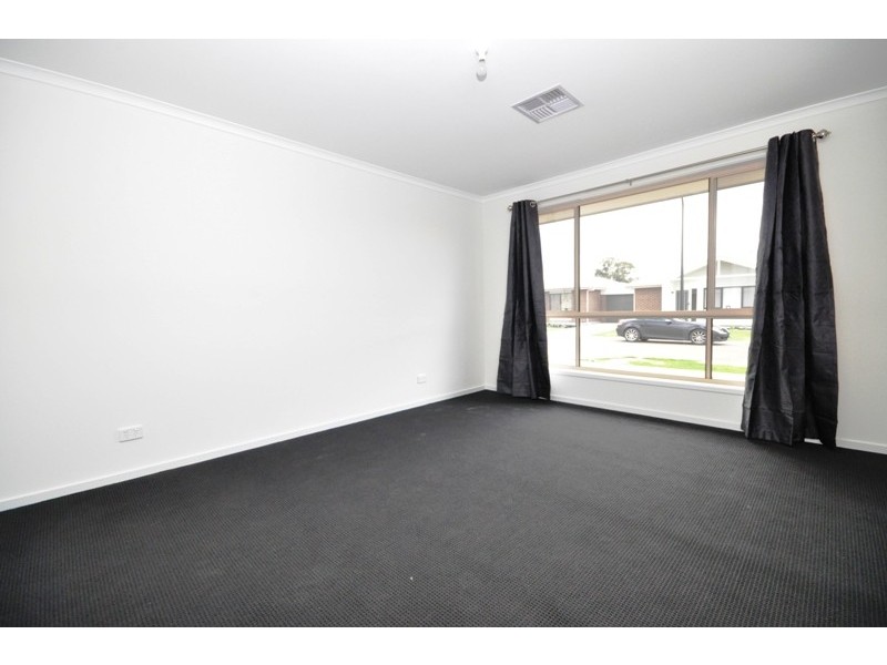 9 Pioneer Way, Penfield SA 5121