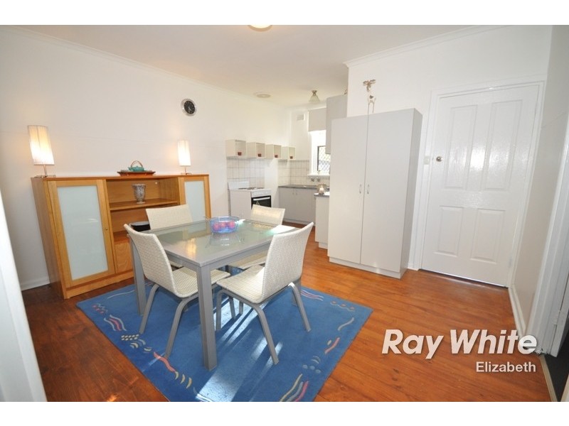 4 Jeffries Street, Elizabeth South SA 5112