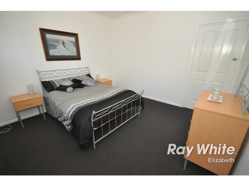 4 Jeffries Street, Elizabeth South SA 5112