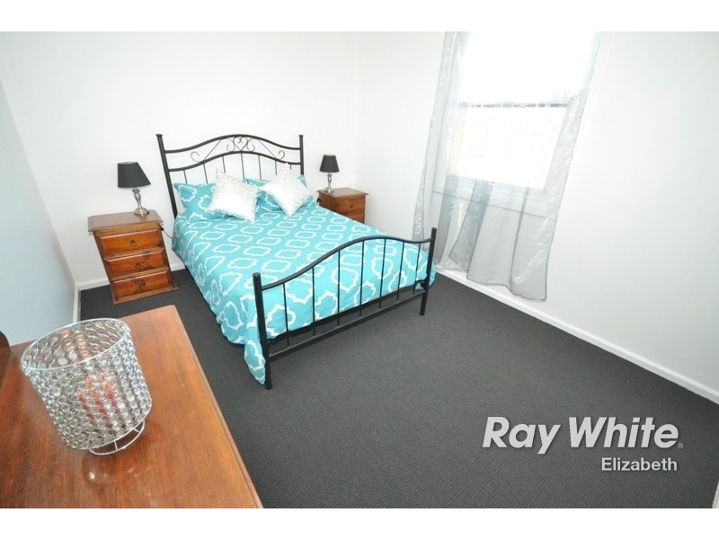 4 Jeffries Street, Elizabeth South SA 5112