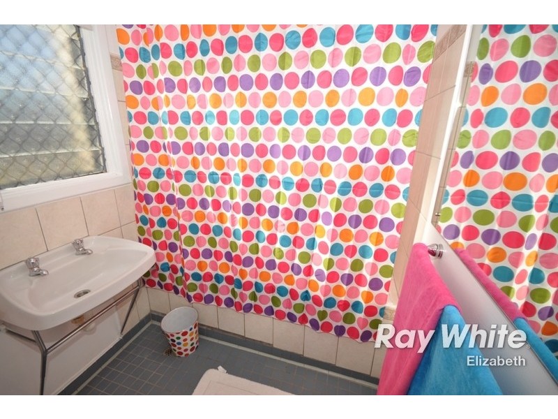 4 Jeffries Street, Elizabeth South SA 5112