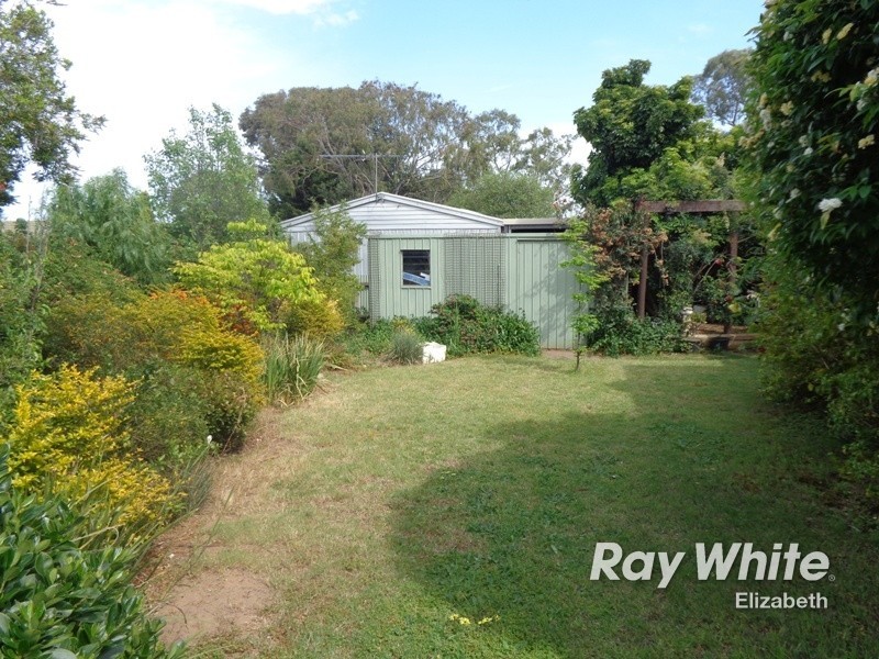 9 Paginton Crescent, Elizabeth East SA 5112