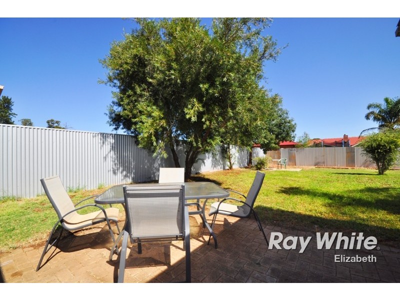 14 Andrews Road, Elizabeth Downs SA 5113