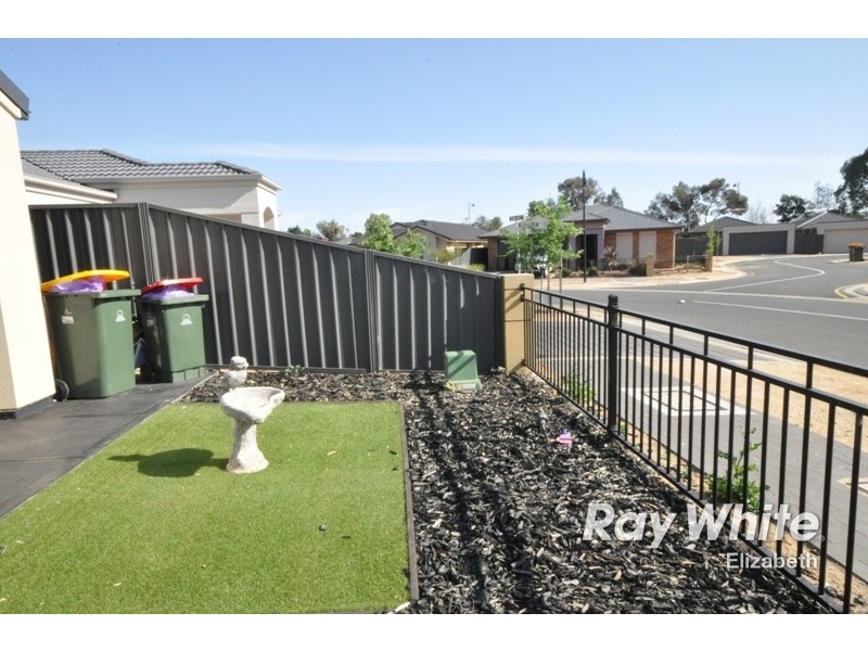 26 Semillon Crescent, Andrews Farm SA 5114