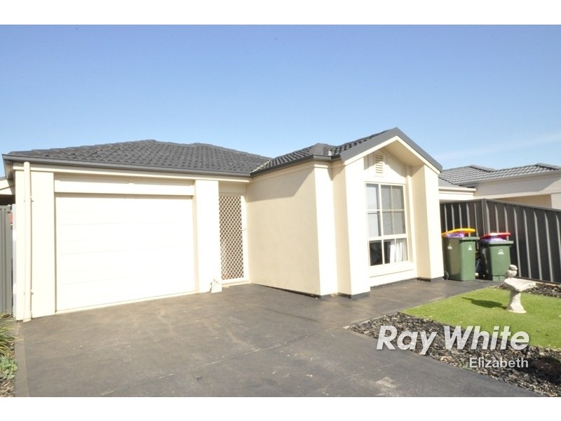 26 Semillon Crescent, Andrews Farm SA 5114