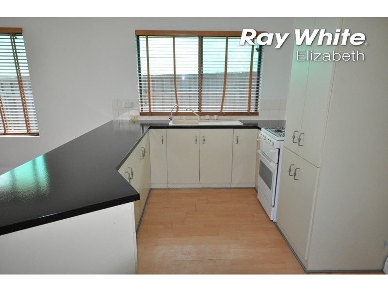 16 Chesterfield Walk, Hillbank SA 5112