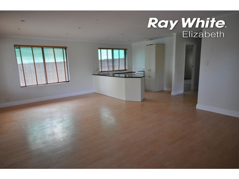 16 Chesterfield Walk, Hillbank SA 5112