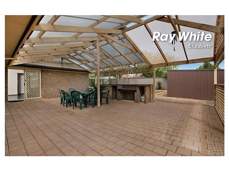 4 Riverglen Court, Blakeview SA 5114