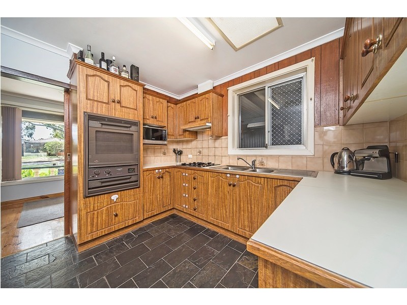 140 McKenzie Rd, Elizabeth Downs SA 5113