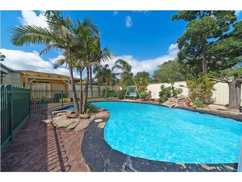 140 McKenzie Rd, Elizabeth Downs SA 5113