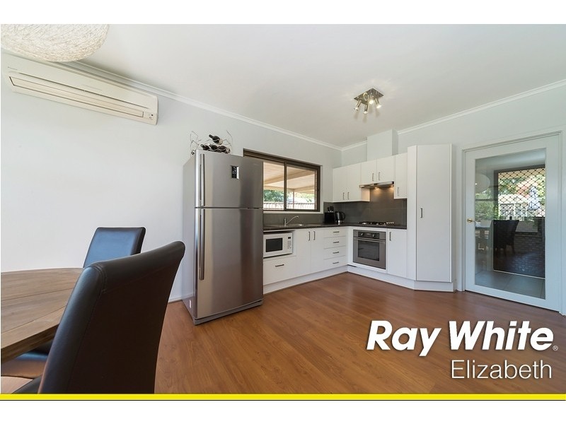 12 Lorna Road, Para Hills SA 5096