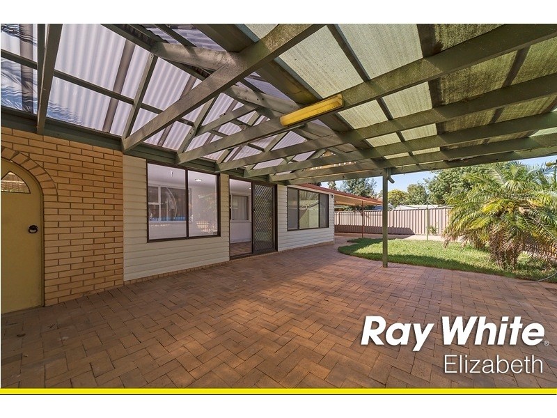 12 Lorna Road, Para Hills SA 5096