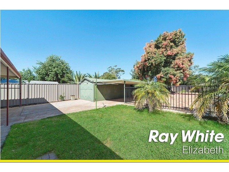 12 Lorna Road, Para Hills SA 5096