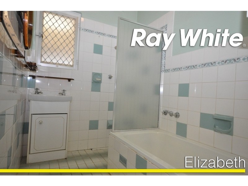 34 Chaddenwick Road, Elizabeth Vale SA 5112