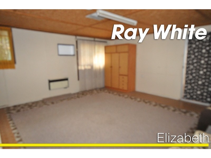 34 Chaddenwick Road, Elizabeth Vale SA 5112