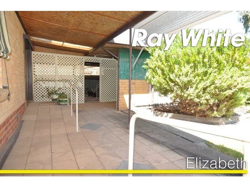 34 Chaddenwick Road, Elizabeth Vale SA 5112