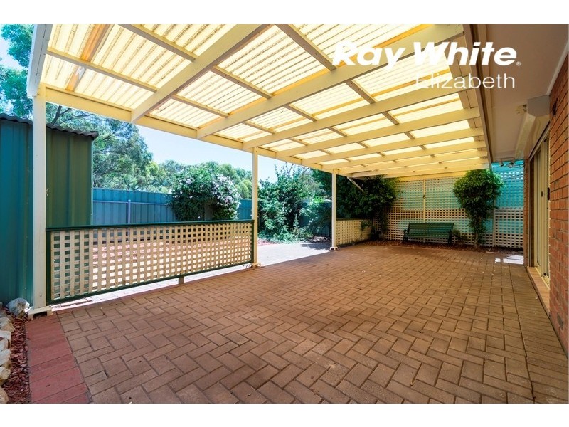 25 Riverview Pde, Blakeview SA 5114