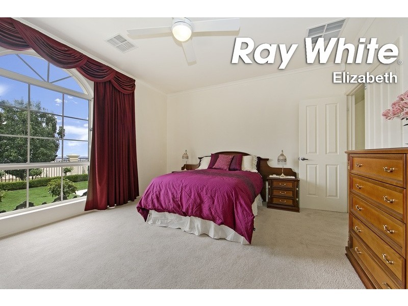 23 Glanville Crescent, Gulfview Heights SA 5096