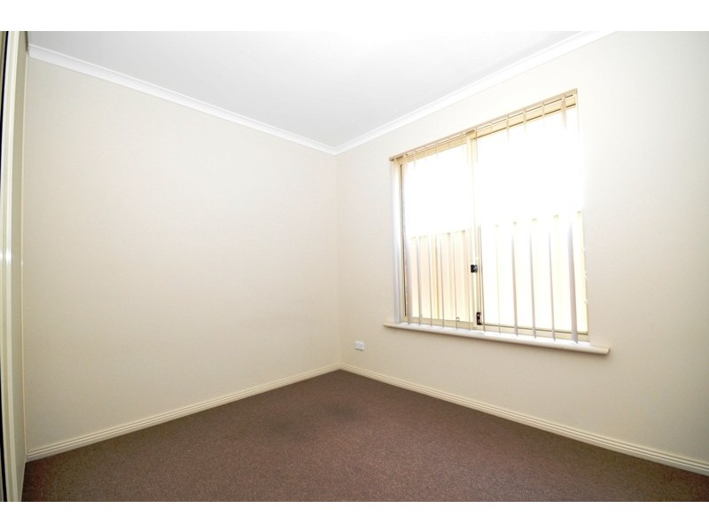 33 Strathaird Blv, Smithfield SA 5114