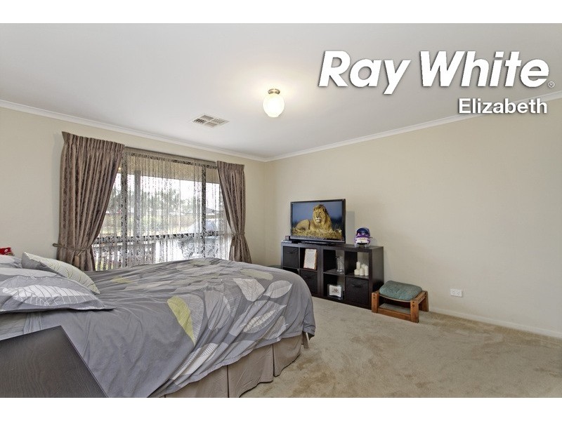 25 Eton Drive, Andrews Farm SA 5114