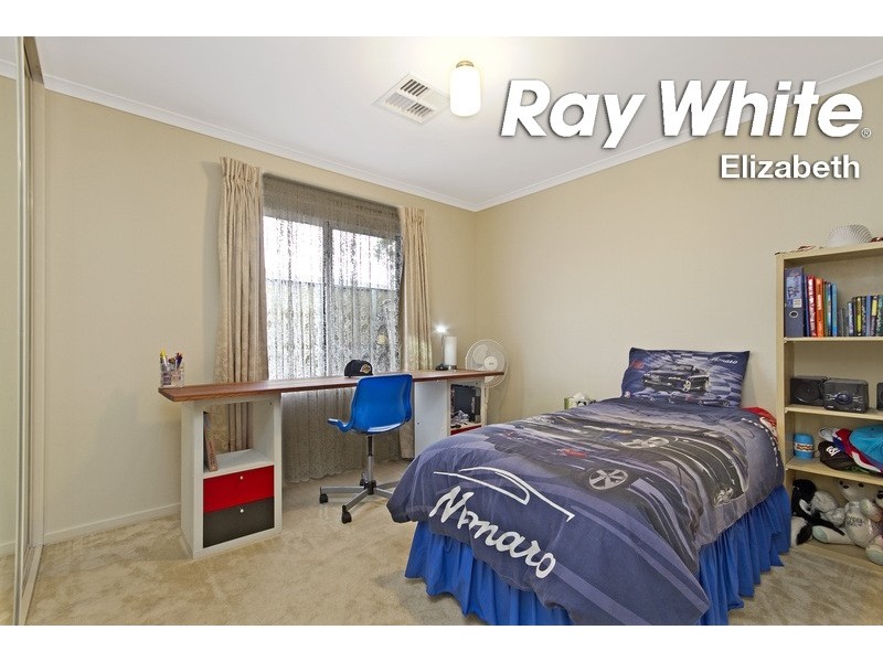 25 Eton Drive, Andrews Farm SA 5114